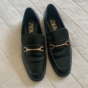 Zara Women’s Black Leather Loafers with Gold Details Size 36